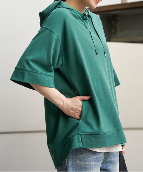 ikka（イッカ）の「【雑誌InRed6月号掲載】コットンUSAミニワッフルポケ付きパーカー（パーカー・レディース・ライトグレー/グリーン/ピンク/オフホワイト/ブルー/ブラック・M/L/S）」の4枚目の写真