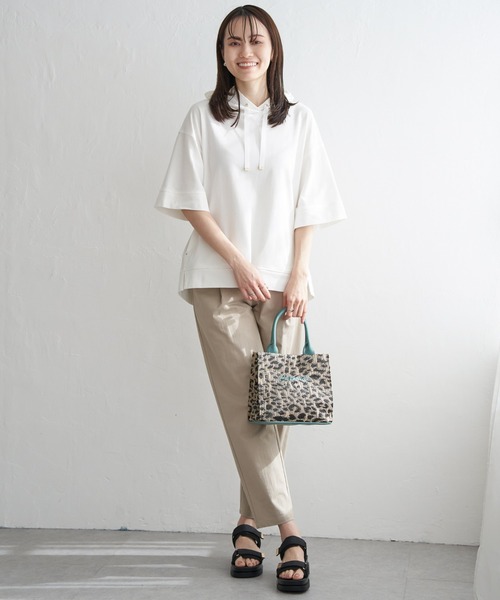 ikka（イッカ）の「【雑誌InRed6月号掲載】コットンUSAミニワッフルポケ付きパーカー（パーカー・レディース・ライトグレー/グリーン/ピンク/オフホワイト/ブルー/ブラック・M/L/S）」の14枚目の写真