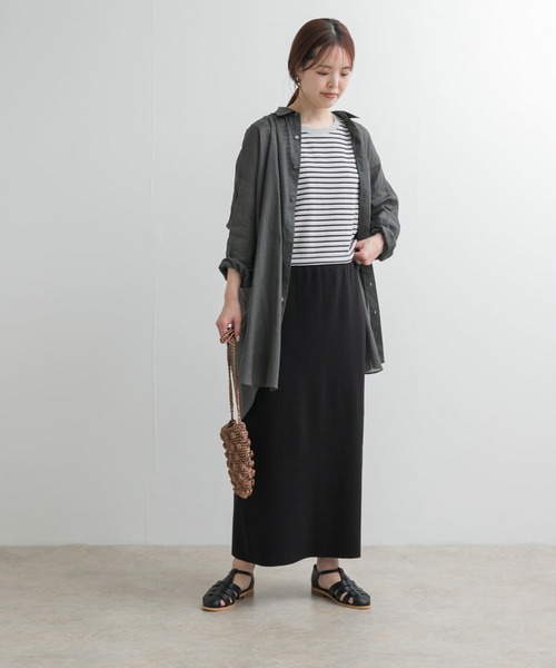 URBAN RESEARCH DOORS（アーバンリサーチドアーズ）の「リネン混ニットストレートスカート（スカート・レディース・ブラック/チャコールグレー・MEDIUM）」の17枚目の写真