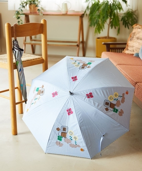Jocomomola（ホコモモラ）の「【日傘・UVカット】アニマルモチーフアップリケ刺繍傘（長傘・レディース・ダークインディゴブルー/ライトグレー・40）」の2枚目の写真