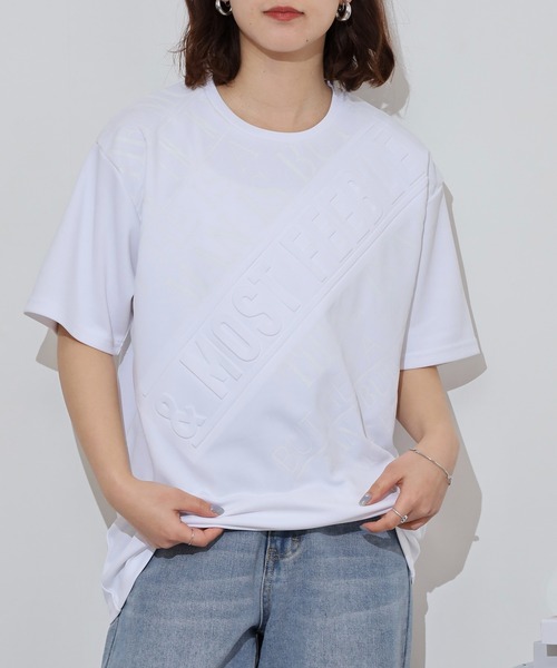 FUNALIVE(ファンアライブ)の「WALK&WIND エンボスラバーロゴ 半袖Tシャツ(Tシャツ/カットソー・メンズ・ホワイト系1/ブラック系4/ブラック系2/ホワイト系3/ホワイト系2/ブラック系1/ブラック系3/ホワイト系4・M/L/LL)」の2枚目の写真