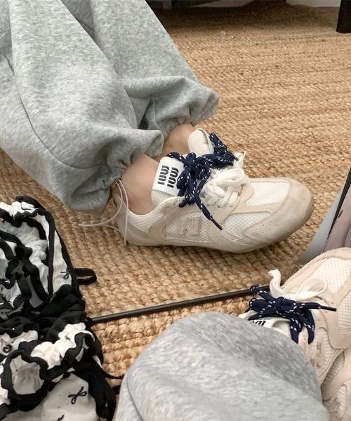 LADY LIKE（レディライク）の「レースリボンワイドスウェットパンツ（スウェットパンツ・レディース・グレー/ブラック・M）」の8枚目の写真