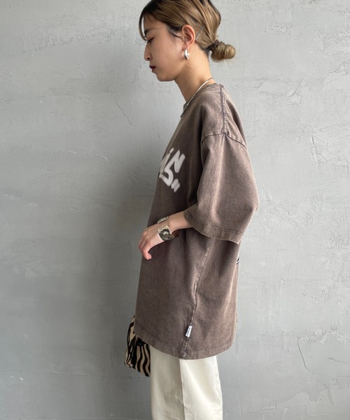 BEN DAVIS（ベンデイビス）の「[BEN DAVIS/ベンデイビス] BILLBOARD バックフォトグラフィック ヴィンテージライクTシャツ（Tシャツ/カットソー・レディース・ブラウン/ブラック・M/L/XL）」の7枚目の写真