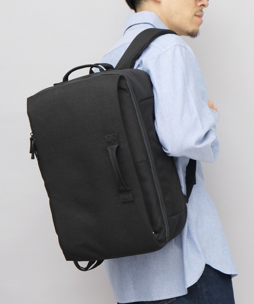 fulcro(フルクロ)の「fulcro フルクロ 撥水 15ポケット バックパック エッセンスM ビジネスリュック A4サイズ・15インチPC収納対応 ESSENSEシリーズ 19L(バックパック/リュック・メンズ・ブラック・FREE)」の5枚目の写真