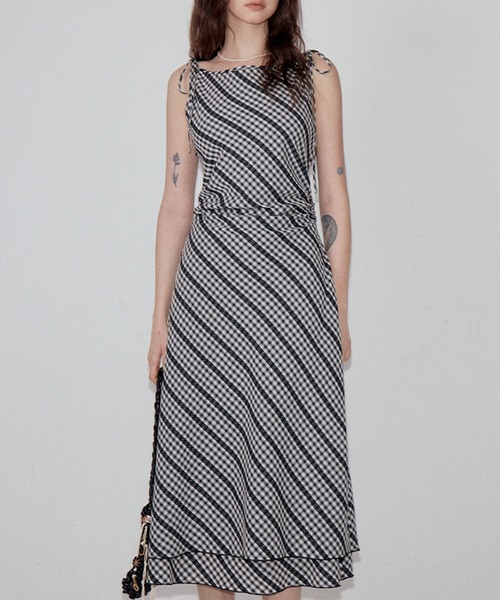 Fano Studios（ファノ ストゥディオズ）の「ボートネック チェック柄ロングワンピース FX25L052【Fano Studios】（ワンピース・レディース・ブラック・S/M/L）」の6枚目の写真
