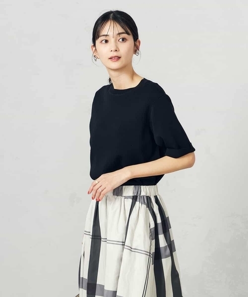 a.v.v(アーヴェヴェ)の「【接触冷感/UVカット/洗える】クルーネックハーフスリーブ美ラクるサマーニット(ニット/セーター・レディース・グレー系その他/ブラック/ベージュ/ホワイト/アイボリー/ブルー・38/36/40/34/42)」の18枚目の写真