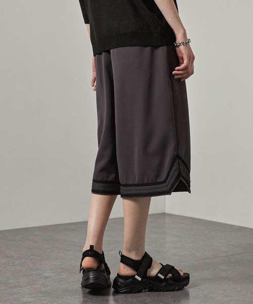 Alfred Alex（アルフレッドアレックス）の「【Alfred Alex】Chunky High-Sole Sneaker Sandals / 厚底 ボリュームソール ベルクロスポーツサンダル（サンダル・メンズ・ブラック/ホワイト・S/M/L）」の12枚目の写真