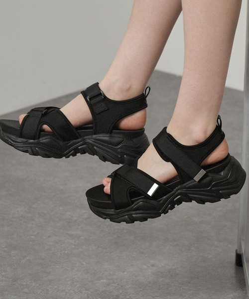 Alfred Alex（アルフレッドアレックス）の「【Alfred Alex】Chunky High-Sole Sneaker Sandals / 厚底 ボリュームソール ベルクロスポーツサンダル（サンダル・メンズ・ブラック/ホワイト・S/M/L）」の18枚目の写真