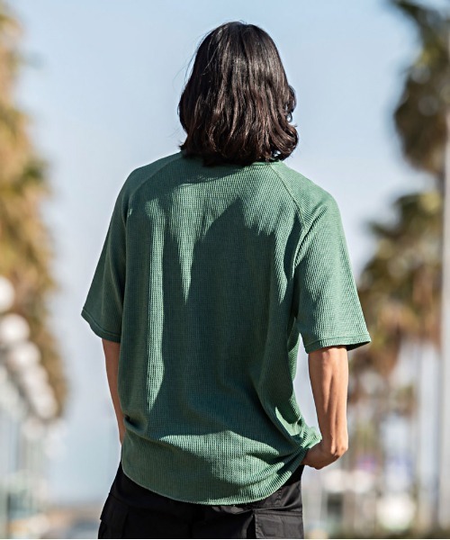 JEMORGAN(ジェーイーモーガン)の「『JEMORGAN LONG JOHNS/ジェーイーモーガンロングジョーンズ』CVCワッフルピグメント半袖ラグランT【+】(Tシャツ/カットソー・メンズ・グリーン/イエロー/オフホワイト/サックスブルー/チャコール・M/XL/L)」の13枚目の写真
