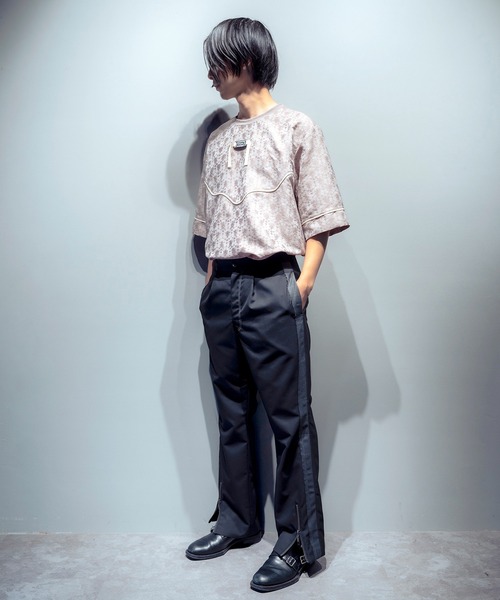 N'enuphar(ネニュファール)の「N’enuphar サイドライン フレア スリムスラックスパンツ(スラックス・メンズ・ブラック・MEDIUM)」の19枚目の写真
