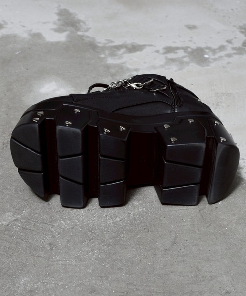 REFLEM（レフレム）の「『REFLEM/レフレム』チェーン付きプラットフォームシューズ（スニーカー・レディース・ブラック・24/23/27/26）」の14枚目の写真