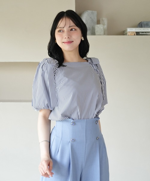 ASTORIA ODIER(アストリアオディール)の「肩リボンスクエアブラウス(シャツ/ブラウス・レディース・ホワイト×ブラック/ホワイト×ネイビー/ホワイト・MEDIUM)」の17枚目の写真