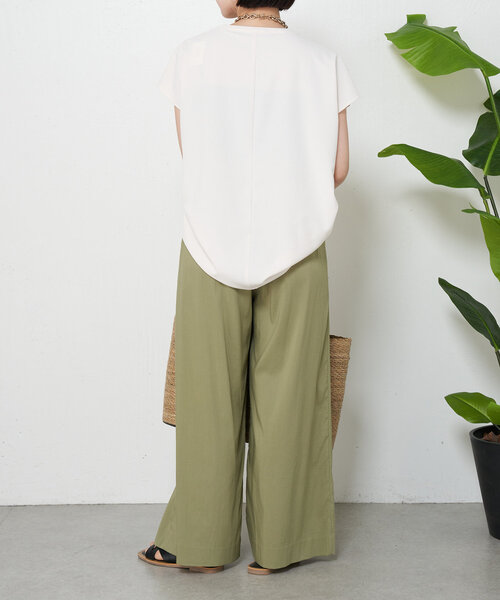 Jena espace merveilleux(ジェナ エスパスメルヴェイユ)の「【夏verが新登場!】スタッズポケットフレンチシャツ(シャツ/ブラウス・レディース・アイボリー/グレー/ブラック・FREE)」の7枚目の写真