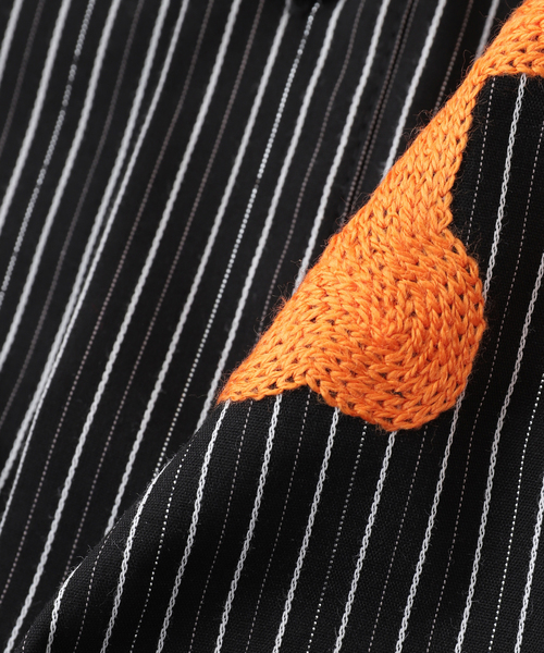WOKE EDGE(ウォークエッジ)の「WOKE EDGE / ウォークエッジ LA GLIT STRIPE SHIRT(シャツ/ブラウス・メンズ・ブラック・LARGE/MEDIUM)」の6枚目の写真