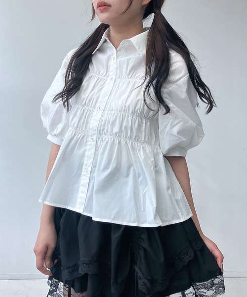 AS KNOW AS plus(アズノゥアズプラス)の「●シャーリングボリューム5分袖ブラウス(シャツ/ブラウス・レディース・アイボリー系/オフホワイト/サックスブルー/ブラウン系/ピンク系/ベージュ系/サックスブルー系・FREE)」の2枚目の写真