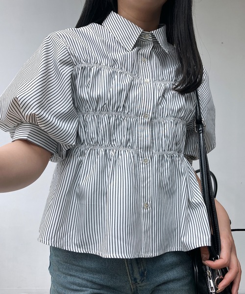 AS KNOW AS plus(アズノゥアズプラス)の「●シャーリングボリューム5分袖ブラウス(シャツ/ブラウス・レディース・アイボリー系/オフホワイト/サックスブルー/ブラウン系/ピンク系/ベージュ系/サックスブルー系・FREE)」の16枚目の写真