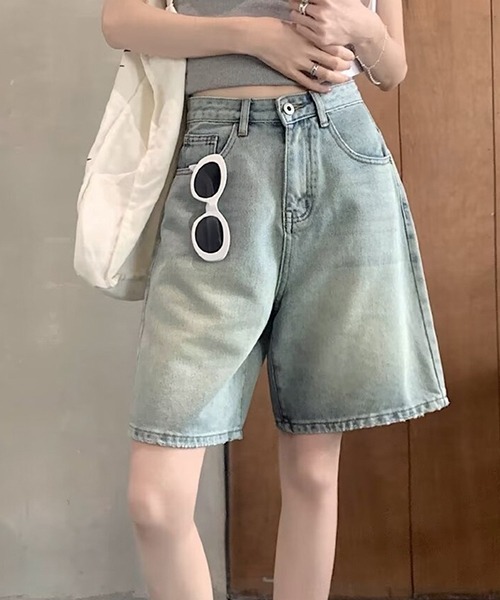 gossip!ロサンゼルス(ゴシップロサンゼルス)の「YUGA ハイウエスト ストレートデニムショートパンツ(デニムパンツ・レディース・インディゴブルー/ライトブルー・L/M)」の3枚目の写真