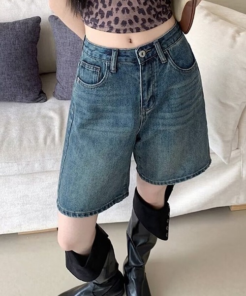 gossip!ロサンゼルス(ゴシップロサンゼルス)の「YUGA ハイウエスト ストレートデニムショートパンツ(デニムパンツ・レディース・インディゴブルー/ライトブルー・L/M)」の5枚目の写真