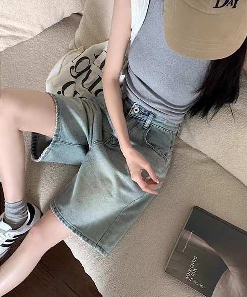 gossip!ロサンゼルス(ゴシップロサンゼルス)の「YUGA ハイウエスト ストレートデニムショートパンツ(デニムパンツ・レディース・インディゴブルー/ライトブルー・L/M)」の19枚目の写真