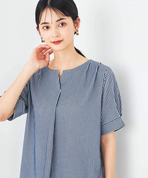 a.v.v（アーヴェヴェ）の「ストライプジャガードスリットネックトップス（Tシャツ/カットソー・レディース・ダークインディゴブルー/ネイビー・34/36/38/40/42）」の17枚目の写真