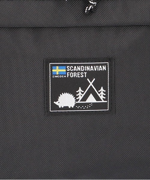 SCANDINAVIAN FOREST(スカンジナビアン・フォレスト)の「SCANDINAVIAN FOREST アクティブビッグボディバッグ(ボディバッグ/ウエストポーチ・レディース・ネイビー/ブラック/カーキ/グレー・FREE)」の5枚目の写真