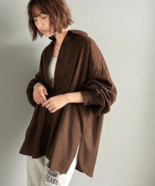 classicalelf（クラシカルエルフ）の「甘さ控えめの好バランス◎ウエストタック袖フリルビッグ長袖シャツ（無地・チェック柄・ストライプ柄アソート）（シャツ/ブラウス・レディース・ブラウン系1/ブラック系2/ベージュ系1/オフホワイト/ブラック系1/イエロー系1/ブルー系1・MEDIUM/LARGE/X-LARGE/SMALL）」の9枚目の写真