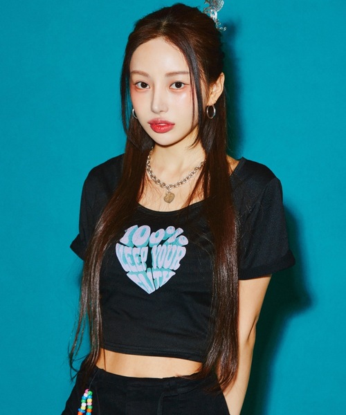 ROOPTOKYO(ループトウキョウ)の「ROOPTOKYO×kim yul 100% keep your faith tee 秋物 秋服 2026年秋冬(Tシャツ/カットソー・レディース・ブラック/ピンク・FREE)」の1枚目の写真