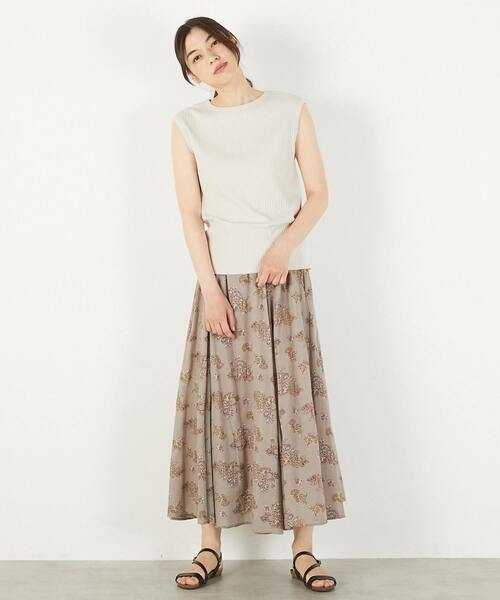 MELROSE claire(メルローズ クレール)の「【ワイドリブ万能ボートネックノースリカットプル】(Tシャツ/カットソー・レディース・ベージュ系その他/グリーン/ライトブラウン/ブラック・FREE)」の5枚目の写真