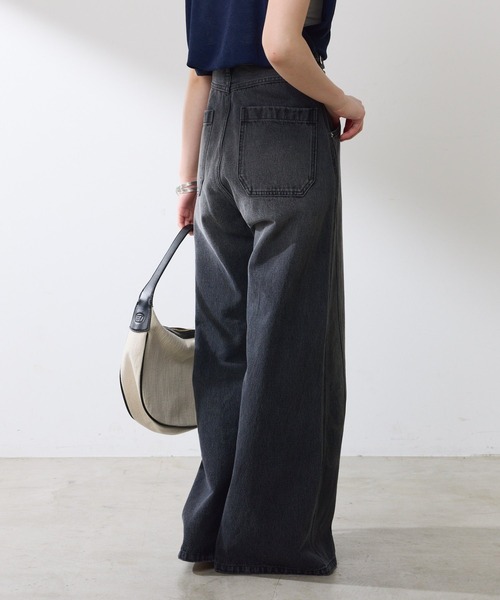 COLLAGE GALLARDAGALANTE（コラージュガリャルダガランテ）の「Q.anos/ルーズアジャストデニム（デニムパンツ・レディース・ブルー/ブラック・1/0）」の9枚目の写真
