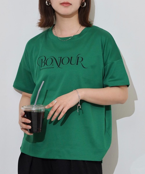 BRODIAEA(ブローディア)の「BRODIAEA BONJOURロゴプリント半袖Tシャツ【日本製】(Tシャツ/カットソー・レディース・オレンジ/グリーン/ライトベージュ/オフホワイト/ネイビー・40)」の14枚目の写真