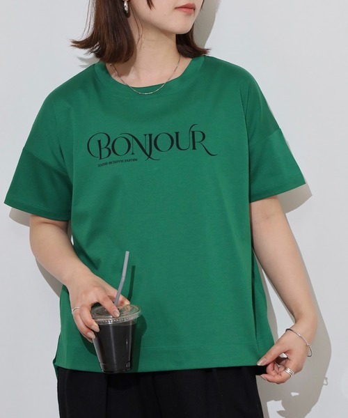 BRODIAEA(ブローディア)の「BRODIAEA BONJOURロゴプリント半袖Tシャツ【日本製】(Tシャツ/カットソー・レディース・オレンジ/グリーン/ライトベージュ/オフホワイト/ネイビー・40)」の15枚目の写真
