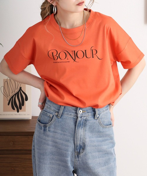 BRODIAEA(ブローディア)の「BRODIAEA BONJOURロゴプリント半袖Tシャツ【日本製】(Tシャツ/カットソー・レディース・オレンジ/グリーン/ライトベージュ/オフホワイト/ネイビー・40)」の22枚目の写真
