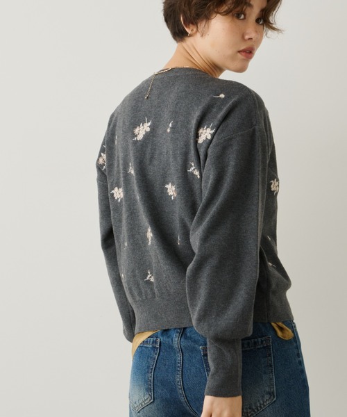Unitage(ユニテージ)の「フラワー刺繍カーディガン(カーディガン/ボレロ・レディース・アイボリー/ブラウン/チャコールグレー・FREE)」の7枚目の写真