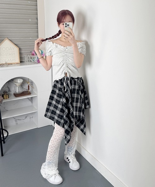 VIVID LADY(ビビッドレディー)の「レース スリム フレアパンツ レギンス(その他パンツ・レディース・ホワイト/ブラック・FREE)」の16枚目の写真