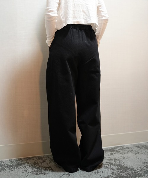 ZOZOMARKET（ゾゾマーケット）の「ZOZOMARKET by aoi - インボックスタックバギーデニム（デニムパンツ・レディース・ダークブラック・マルチサイズ）」の5枚目の写真