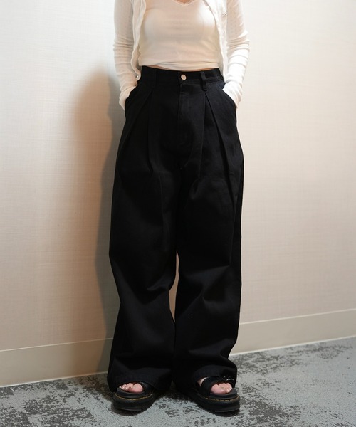 ZOZOMARKET（ゾゾマーケット）の「ZOZOMARKET by aoi - インボックスタックバギーデニム（デニムパンツ・レディース・ダークブラック・マルチサイズ）」の3枚目の写真