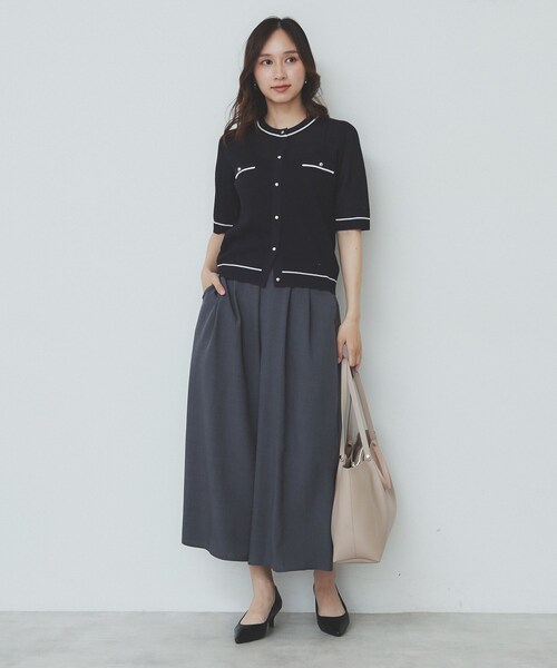 index(インデックス)の「バイカラー半袖カーディガン【洗える/抗ピル】(カーディガン/ボレロ・レディース・グリーン系5/ベージュ系その他7/ホワイト系9/ネイビー系4/ブラック系7・36/38/40/42)」の6枚目の写真