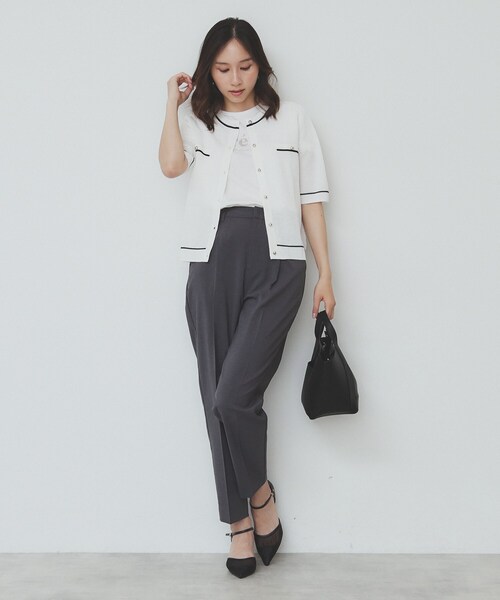 index(インデックス)の「バイカラー半袖カーディガン【洗える/抗ピル】(カーディガン/ボレロ・レディース・グリーン系5/ベージュ系その他7/ホワイト系9/ネイビー系4/ブラック系7・36/38/40/42)」の10枚目の写真