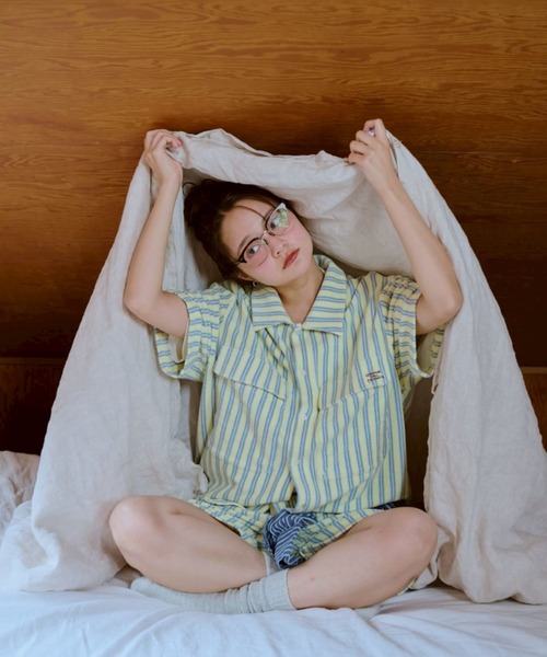 common gull products.(コモンガルプロダクツ)の「夏の手のひらの上にあるシャツ(シャツ/ブラウス・レディース・ブルー系/イエロー系・LARGE/MEDIUM/SMALL)」の2枚目の写真