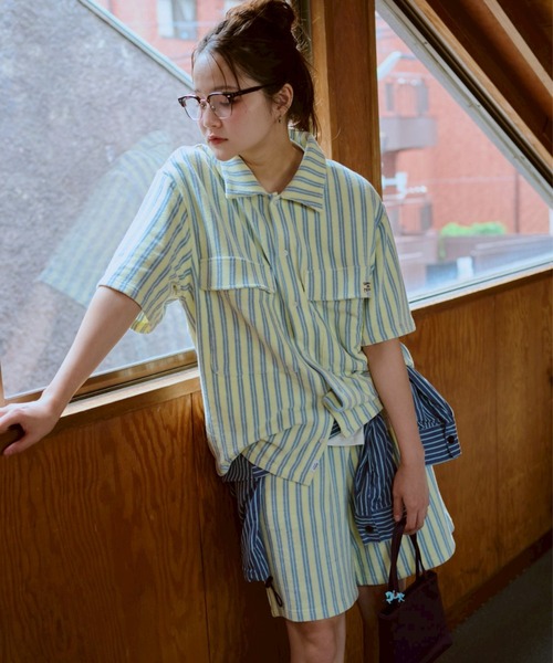 common gull products.(コモンガルプロダクツ)の「夏の手のひらの上にあるシャツ(シャツ/ブラウス・レディース・ブルー系/イエロー系・LARGE/MEDIUM/SMALL)」の3枚目の写真