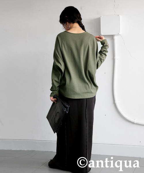 antiqua(アンティカ)の「コーデセット シュッと美トップス 裏毛スカート(Tシャツ/カットソー・レディース・レッド/杢グレー/グレイッシュベージュ/カーキ・R/P)」の19枚目の写真