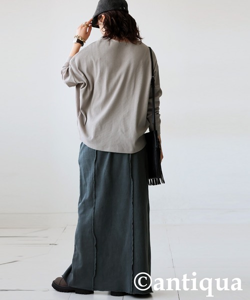 antiqua(アンティカ)の「コーデセット シュッと美トップス 裏毛スカート(Tシャツ/カットソー・レディース・レッド/杢グレー/グレイッシュベージュ/カーキ・R/P)」の15枚目の写真