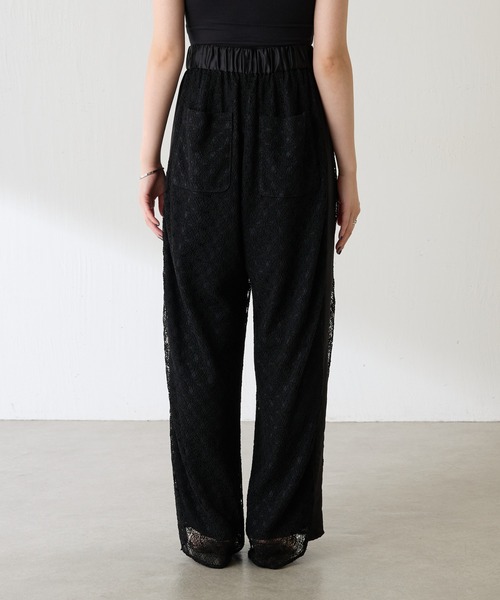 COLLAGE GALLARDAGALANTE（コラージュガリャルダガランテ）の「レースワイドパンツ（その他パンツ・レディース・ブラック/オフホワイト・FREE）」の8枚目の写真