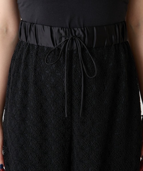 COLLAGE GALLARDAGALANTE（コラージュガリャルダガランテ）の「レースワイドパンツ（その他パンツ・レディース・ブラック/オフホワイト・FREE）」の6枚目の写真