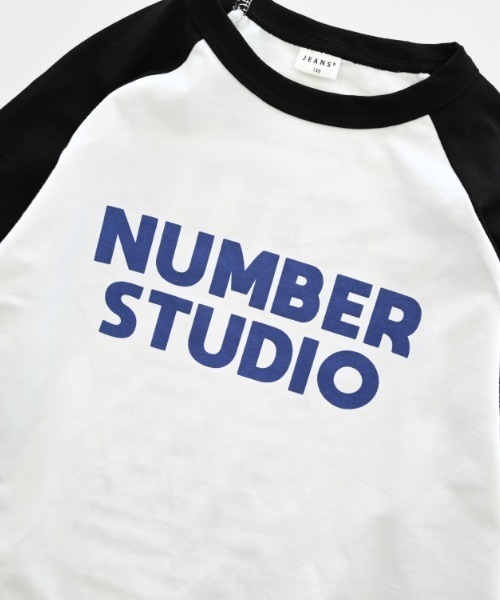 jeans-b（ジーンズベー）の「jeans-b/ジーンズベー NUMBER STUDIO　ロングTシャツ（Tシャツ/カットソー・キッズ・ベージュ/サンドベージュ/オフホワイト・160cm/150cm/140cm/130cm）」の17枚目の写真