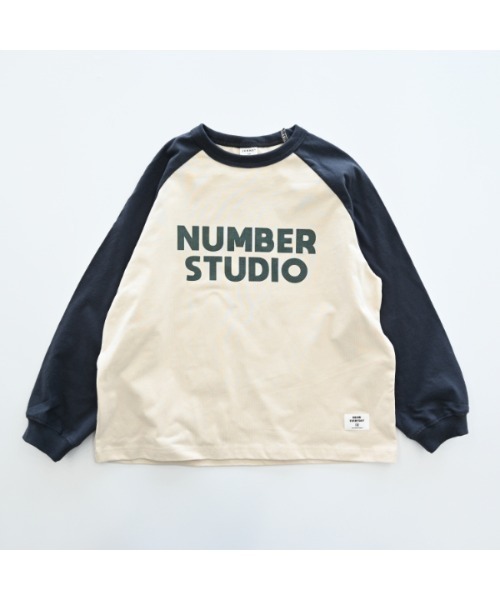 jeans-b（ジーンズベー）の「jeans-b/ジーンズベー NUMBER STUDIO　ロングTシャツ（Tシャツ/カットソー・キッズ・ベージュ/サンドベージュ/オフホワイト・160cm/150cm/140cm/130cm）」の20枚目の写真