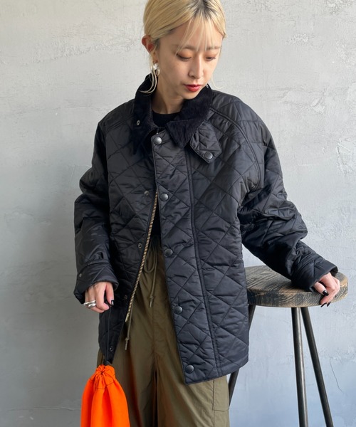 Barbour（バブアー）の「[Barbour/バブアー] OS TRANSPORT オーバーサイズ トランスポートキルティングジャケット（その他アウター・レディース・ブラック・38/36）」の4枚目の写真