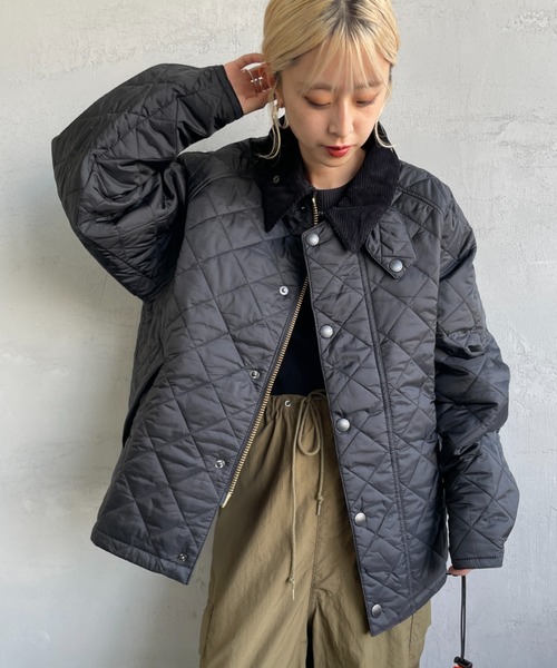 Barbour（バブアー）の「[Barbour/バブアー] OS TRANSPORT オーバーサイズ トランスポートキルティングジャケット（その他アウター・レディース・ブラック・38/36）」の6枚目の写真