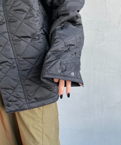 Barbour（バブアー）の「[Barbour/バブアー] OS TRANSPORT オーバーサイズ トランスポートキルティングジャケット（その他アウター・レディース・ブラック・38/36）」の15枚目の写真