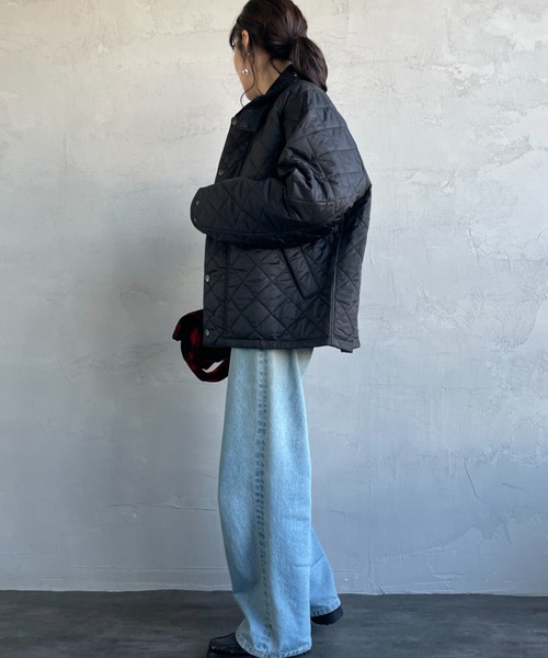 Barbour（バブアー）の「[Barbour/バブアー] OS TRANSPORT オーバーサイズ トランスポートキルティングジャケット（その他アウター・レディース・ブラック・38/36）」の20枚目の写真